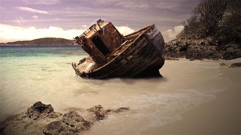 Shipwreck Wallpapers - Wallpaper Cave