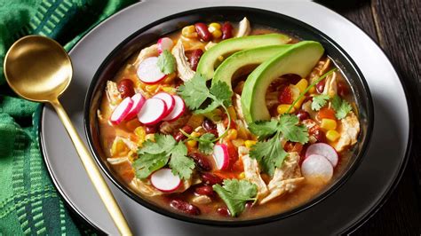 Pioneer Woman’s Chicken Tortilla Recipe: Experience Flavorful Bliss - Blend of Bites