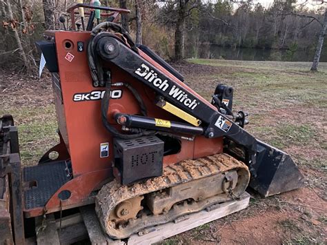 Ditch Witch SK300 Mini Skid Steer Track Loader – Advanced Tool & Equipment