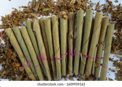 Beedi Images, Stock Photos & Vectors | Shutterstock