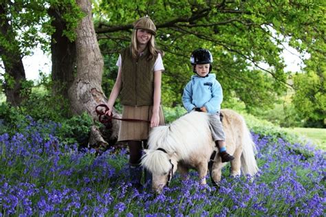 Starter rides, pony fun for children aged 3-10, Shetland Pony Club