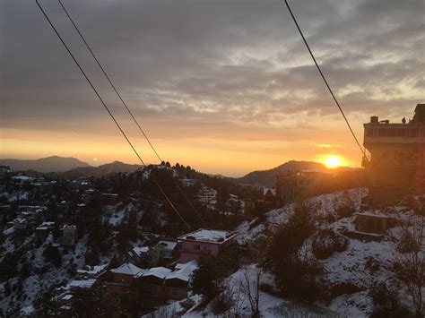 Snowfall in Shimla, India : r/WinterFans