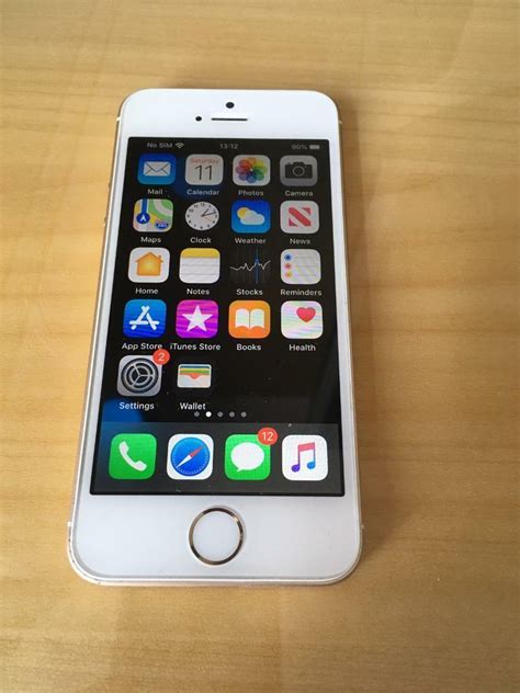 Iphone SE Unlocked 32GB Gold | in Luton, Bedfordshire | Gumtree