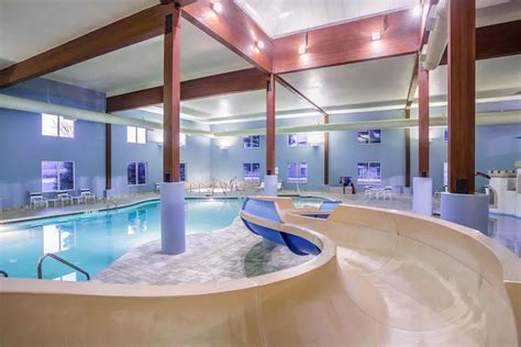 Holiday Inn Express Wisconsin Dells Indoor Pool - Childrens Slide