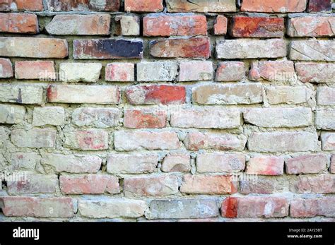 Standard brick wall Stock Photo - Alamy