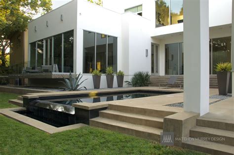 House Tour: Sophisticated Contemporary Landscape Design