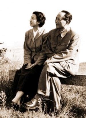 Jiang Qing with Mao. | Chinese history, Jiang qing, Contemporary history