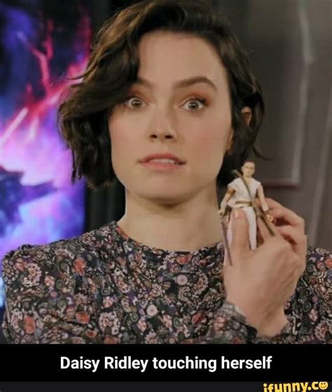 Daisy Ridley touching herself - Daisy Ridley touching herself - iFunny ...