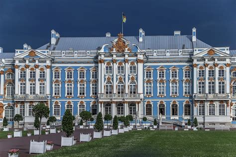 History of the Beautiful Catherine Palace - Learn Russian Language