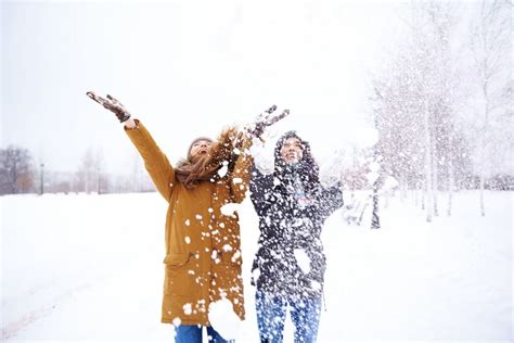 Why snow boosts our mood and makes us feel like kids again