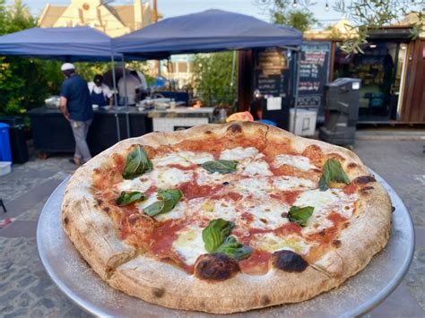 Top 15 Downtown Phoenix pizza spots - AZ Big Media