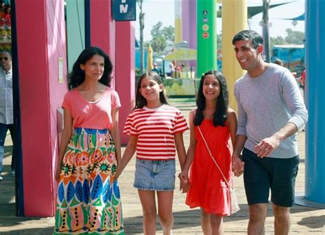 Rishi Sunak all smiles with family on California holiday after Greenpeace protest | Politics ...