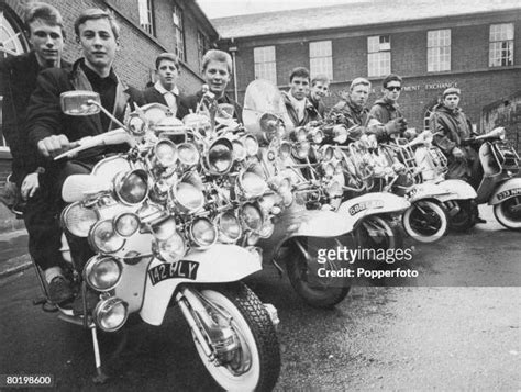 95 Young Mods With Their Scooters 1960s Stock Photos, High-Res Pictures, and Images - Getty Images