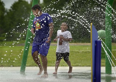 Genesee County parks boss wants to replace aging Bluebell Beach splash ...