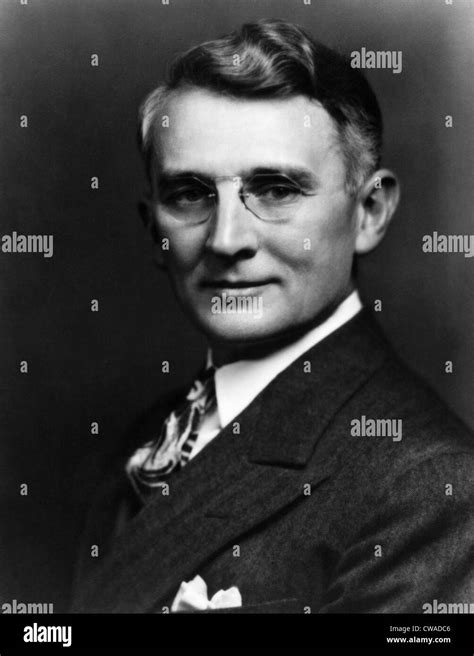 Dale carnegie hi-res stock photography and images - Alamy