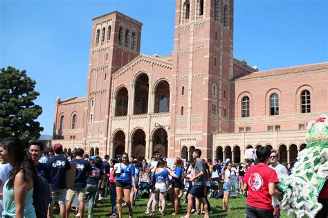 Photo | UCLA Enormous Activities Fair | UCLA