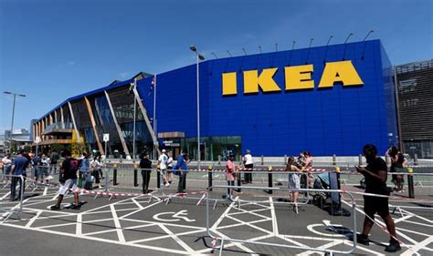 Ikea’s UK opening sees thousands queue for HOURS to be first to enter ...