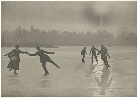 Ice skating | Vintage photos, Ice skating, Photography