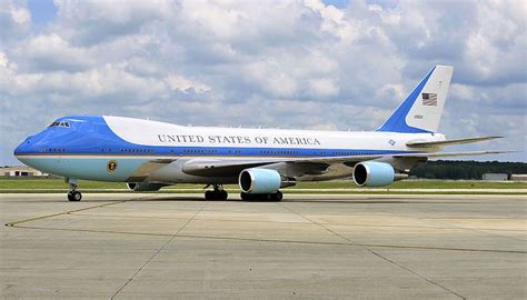 Air Force One: 8 Fascinating Facts About the President's Plane | Live ...