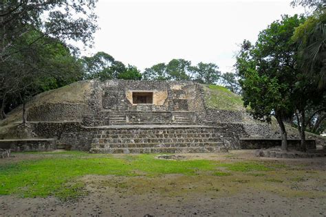 The Best Mayan Ruins in Belize