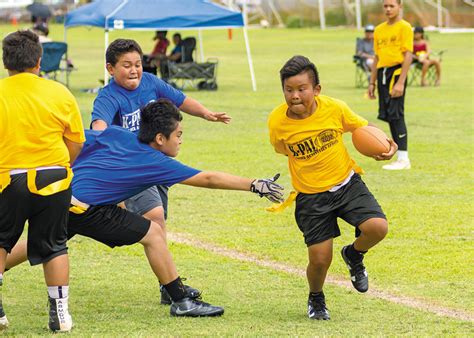 KPAL Summer Football Play Is A Blast - MidWeek Kaua'i