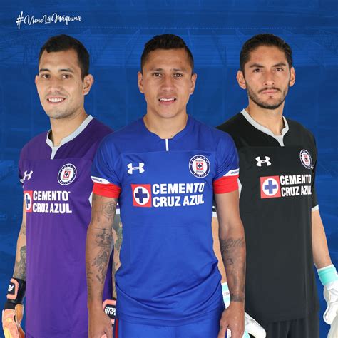 Cruz Azul presenta su uniforme para el Apertura 2018