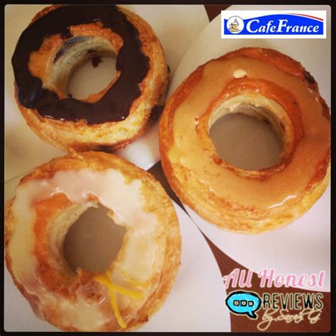 Tasting CAFE FRANCE Cronuts - The French Donuts