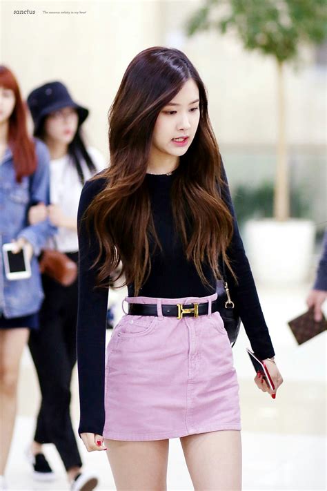 Pin by Serenity Tears on BLACKPINK | Kpop outfits, Rosé outfit ...