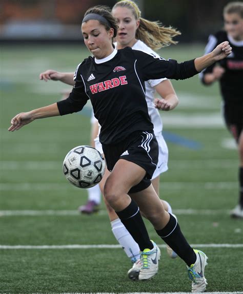 Girls Soccer preview / Venerable coach takes over at ND