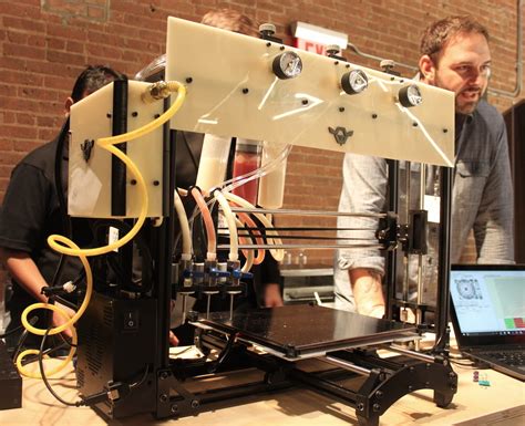 How the Beehex pizza 3D printer works - Business Insider