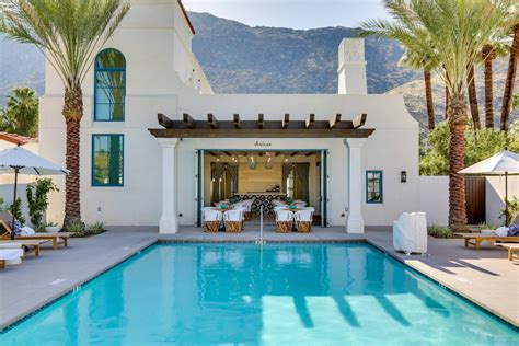 Take a Dip in These 8 Boutique Hotel Pools in Palm Springs