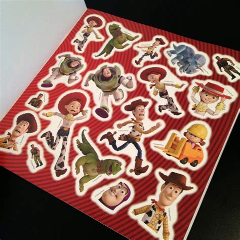 Dan the Pixar Fan: Toy Story of Terror: Pictureback Book with Stickers