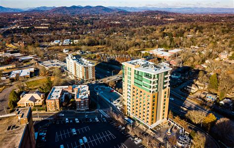 Why We Loved Staying at Hotel Indigo Asheville Downtown