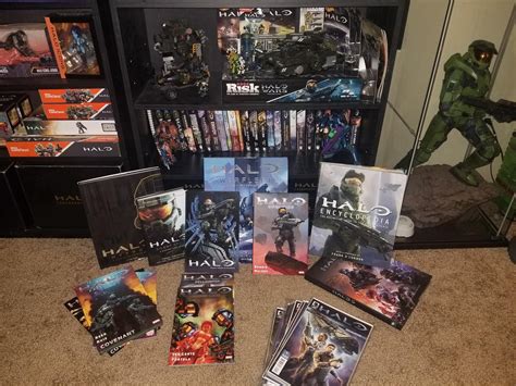 My collection of comics, graphic novels, hardback/paperback lore novels and some art books : r/halo