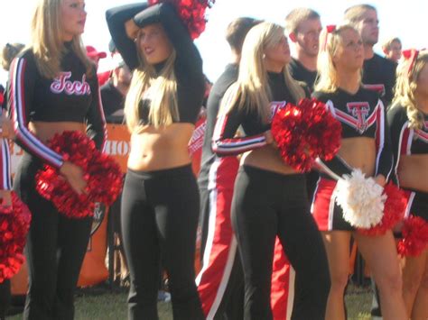 NFL and College Cheerleaders Photos: Texas Tech Cheerleaders at ESPN's ...