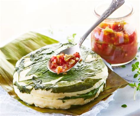 Queso panela en salsa roja con nopales - Cookidoo® – the official ...