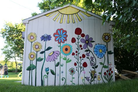 Mural 🎨 Shed Mural 🌼flower painting 🎨 | Flower mural, Garden fence art, Fence art