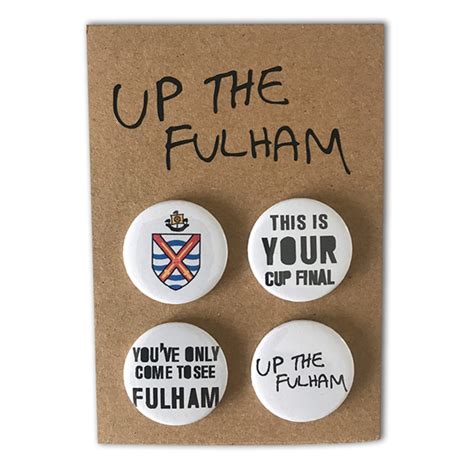 Fulham Badge Collection - Cult Zeros Custom-made football T-shirts