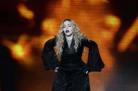 IN PHOTOS: Madonna’s ‘Rebel Heart’ concert live in Manila, day 1