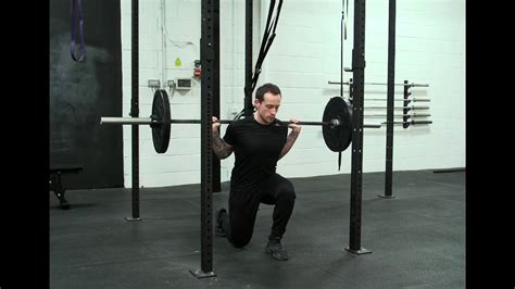 Barbell lunges - YouTube