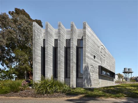 Yarra Glen concrete bunker a place for refuge and worship | Architecture & Design