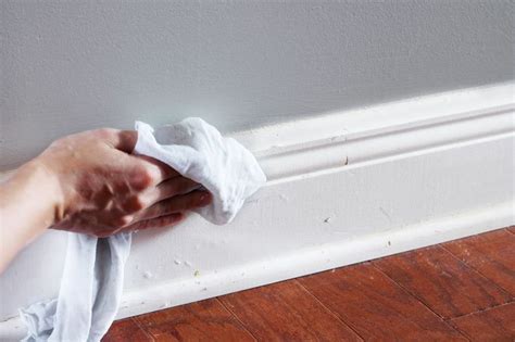 How to Paint Baseboards Like a Pro | Painting baseboards, Baseboards ...