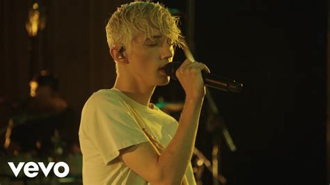 Troye Sivan - Bloom (Live On Honda Stage) - YouTube