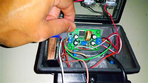 On Board Li Ion Battery Charger. : 7 Steps - Instructables