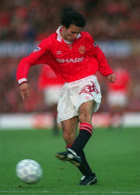 5 Memorable Ryan Giggs Goals - Indiatimes.com