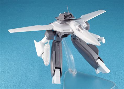 1/72 Scale VF-1J/A Valkyrie Gerwalk Mode from Super Dimension Fortress ...