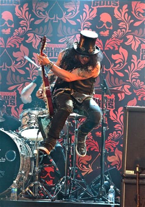 Slash Live & Stage Photos | Picture and image gallery