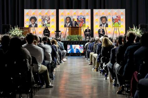 Funeral held for UVA football player, Lavel Davis Jr, killed in mass ...