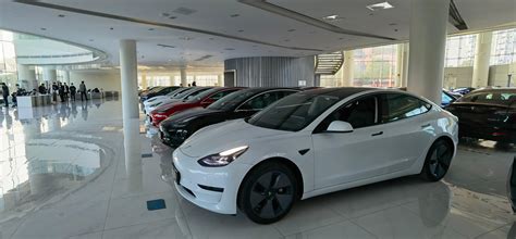 Tesla suspends production at Shanghai plant | Al Bawaba