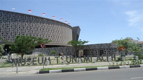 Museum Tsunami Aceh